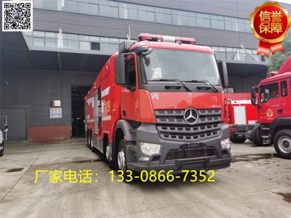  奔馳18噸水罐消防車（國六標準）